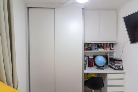 Apartamento à venda com 74m², 3 quartos e 1 vaga Apartamento à venda com 74m², 3 quartos e 1 vagaQuarto 2