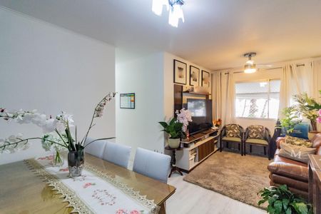 Apartamento à venda com 74m², 3 quartos e 1 vaga Apartamento à venda com 74m², 3 quartos e 1 vagaSala