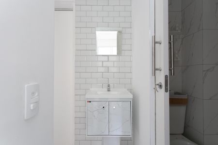 Apartamento à venda com 42m², 2 quartos e sem vagaBanheiro / Lavatório 
