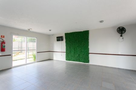 Apartamento à venda com 42m², 2 quartos e sem vagaÁrea comum - Salão de Festas