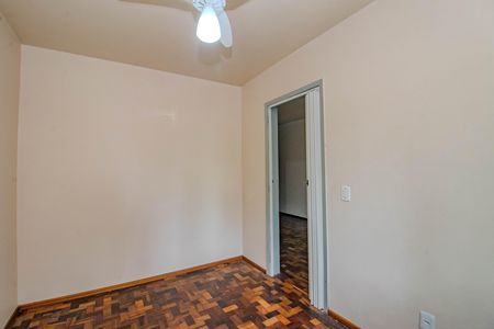 Quarto 1 de apartamento para alugar com 1 quarto, 48m² em Rubem Berta, Porto Alegre