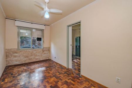 Sala de apartamento para alugar com 1 quarto, 48m² em Rubem Berta, Porto Alegre