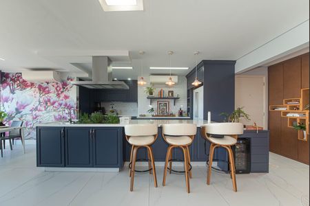 Apartamento à venda com 100m², 1 quarto e 2 vagas Apartamento à venda com 100m², 1 quarto e 2 vagasCozinha