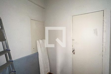 Apartamento à venda com 32m², 2 quartos e sem vaga Apartamento à venda com 32m², 2 quartos e sem vagaÁrea de Serviço
