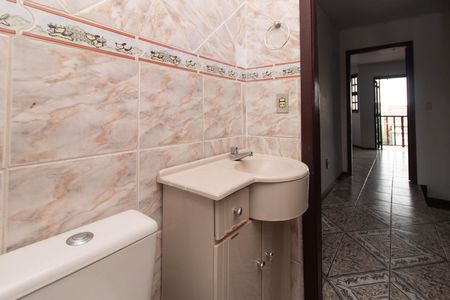 Casa para alugar com 100m², 3 quartos e 1 vaga Casa para alugar com 100m², 3 quartos e 1 vagaBanheiro Social