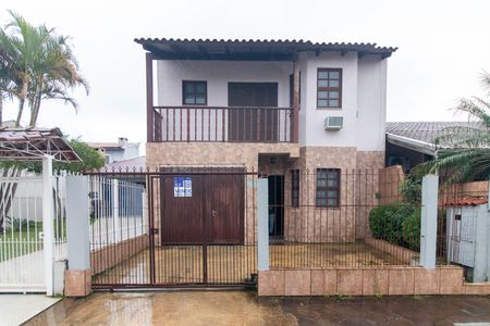 Casa para alugar com 100m², 3 quartos e 1 vaga Casa para alugar com 100m², 3 quartos e 1 vagaFachada