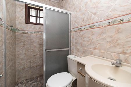 Casa para alugar com 100m², 3 quartos e 1 vaga Casa para alugar com 100m², 3 quartos e 1 vagaBanheiro Social