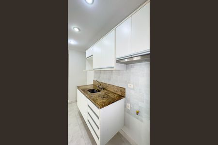 Apartamento à venda com 75m², 2 quartos e 2 vagasCozinha e Área de Serviço