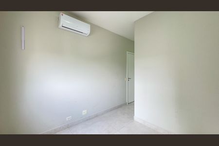 Apartamento à venda com 75m², 2 quartos e 2 vagasQuarto Suíte