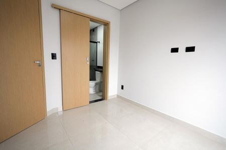 Apartamento para alugar com 48m², 2 quartos e 1 vaga Apartamento para alugar com 48m², 2 quartos e 1 vagaQuarto Suíte