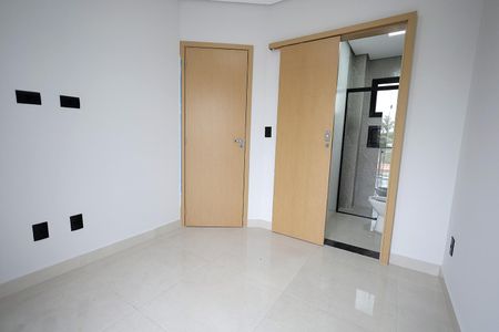 Apartamento para alugar com 48m², 2 quartos e 1 vaga Apartamento para alugar com 48m², 2 quartos e 1 vagaQuarto Suíte