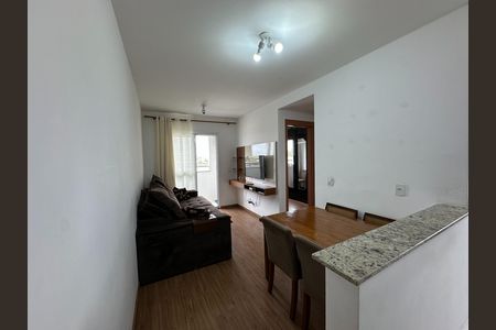 Sala de apartamento para alugar com 2 quartos, 46m² em Jardim California, Jacareí