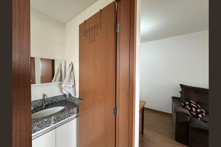 Apartamento para alugar com 46m², 2 quartos e 1 vaga Apartamento para alugar com 46m², 2 quartos e 1 vagaBanheiro