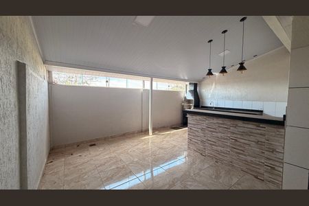 Casa de condomínio à venda com 118m², 2 quartos e 2 vagasVaranda gourmet