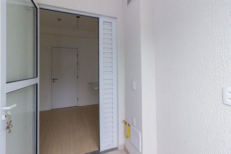 Apartamento para alugar com 28m², 2 quartos e 1 vaga Apartamento para alugar com 28m², 2 quartos e 1 vagaVaranda