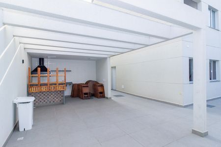 Apartamento para alugar com 28m², 2 quartos e 1 vaga Apartamento para alugar com 28m², 2 quartos e 1 vagaÁrea comum - Churrasqueira