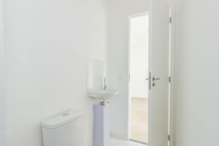 Apartamento para alugar com 28m², 2 quartos e 1 vaga Apartamento para alugar com 28m², 2 quartos e 1 vagaBanheiro