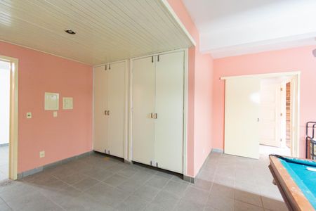 Casa à venda com 250m², 4 quartos e 5 vagas