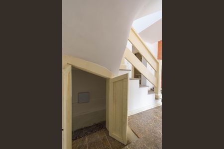 Casa à venda com 250m², 4 quartos e 5 vagas