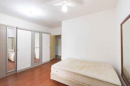 Casa à venda com 250m², 4 quartos e 5 vagas