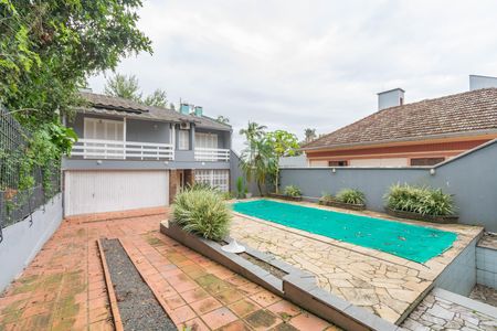 Casa à venda com 250m², 4 quartos e 5 vagas