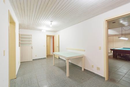 Casa à venda com 250m², 4 quartos e 5 vagas