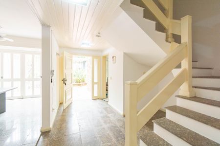 Casa à venda com 250m², 4 quartos e 5 vagas