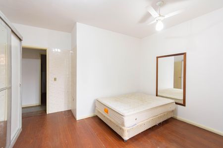 Casa à venda com 250m², 4 quartos e 5 vagas