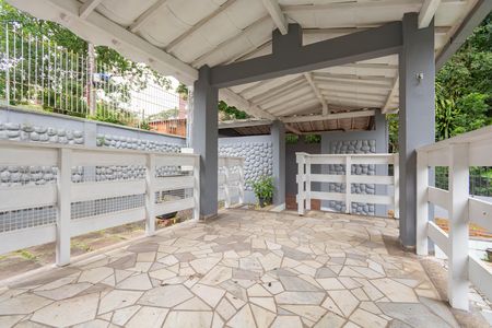 Casa à venda com 250m², 4 quartos e 5 vagas