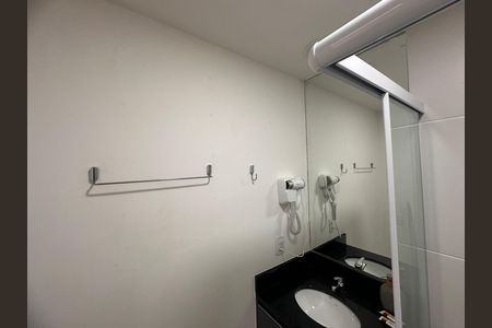 Studio para alugar com 21m², 1 quarto e sem vaga Studio para alugar com 21m², 1 quarto e sem vagaBanheiro
