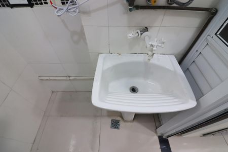 Apartamento para alugar com 65m², 3 quartos e 1 vagaÁrea de Serviço