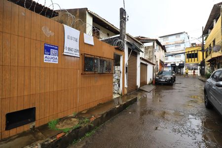 Casa para alugar com 250m², 1 quarto e sem vaga Casa para alugar com 250m², 1 quarto e sem vagaFachada