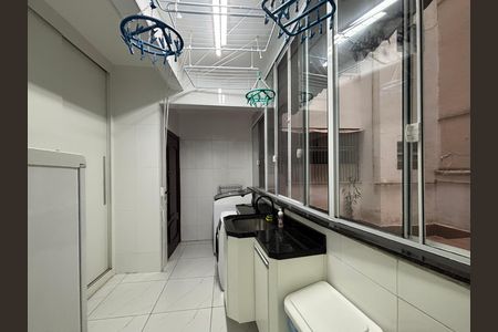 Apartamento para alugar com 150m², 3 quartos e 1 vagaÁrea de serviço