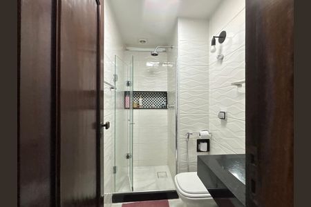 Apartamento para alugar com 150m², 3 quartos e 1 vagaBanheiro social 2