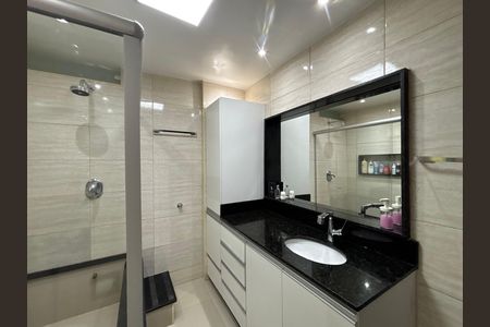 Apartamento para alugar com 150m², 3 quartos e 1 vagaBanheiro social 1