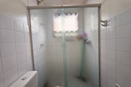 Banheiro de apartamento para alugar com 2 quartos, 51m² em Vila Aeroporto, Campinas