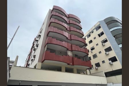 Apartamento para alugar com 108m², 3 quartos e 1 vagaFundos