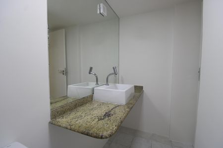 Apartamento para alugar com 108m², 3 quartos e 1 vagaBanheiro social