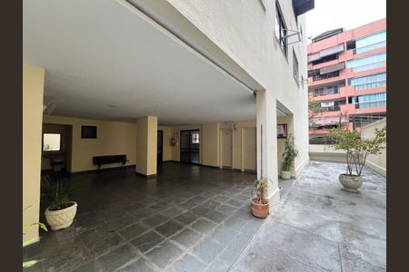 Apartamento para alugar com 108m², 3 quartos e 1 vagaÁrea comum