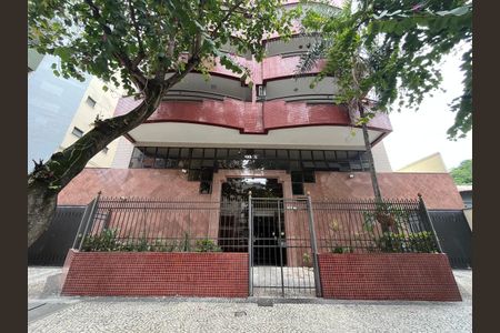 Apartamento para alugar com 108m², 3 quartos e 1 vagaEntrada