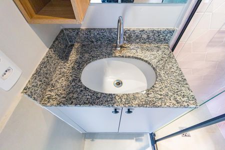 Apartamento para alugar com 38m², 2 quartos e sem vaga Apartamento para alugar com 38m², 2 quartos e sem vagaDetalhe - Banheiro