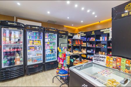 Apartamento para alugar com 38m², 2 quartos e sem vaga Apartamento para alugar com 38m², 2 quartos e sem vagaMini Mercado