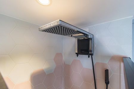 Apartamento para alugar com 38m², 2 quartos e sem vaga Apartamento para alugar com 38m², 2 quartos e sem vagaDetalhe - Banheiro
