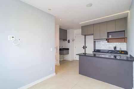 Apartamento para alugar com 38m², 2 quartos e sem vaga Apartamento para alugar com 38m², 2 quartos e sem vagaSala
