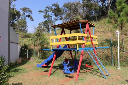 Casa de condomínio à venda com 112m², 3 quartos e 2 vagasÁrea comum - Playground