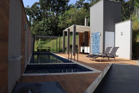 Casa de condomínio à venda com 112m², 3 quartos e 2 vagasÁrea comum - Piscina
