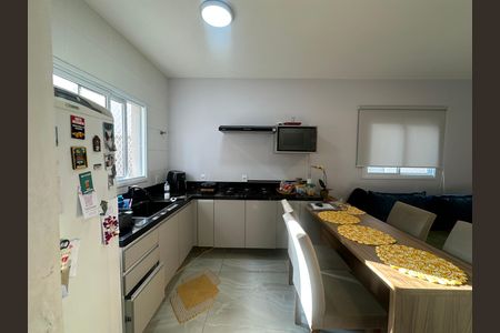 Casa de condomínio à venda com 112m², 3 quartos e 2 vagasCozinha
