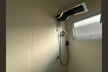Casa de condomínio à venda com 112m², 3 quartos e 2 vagasBanheiro Social