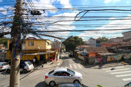 Varanda de casa à venda com 6 quartos, 220m² em Jardim Brasilia, São Paulo