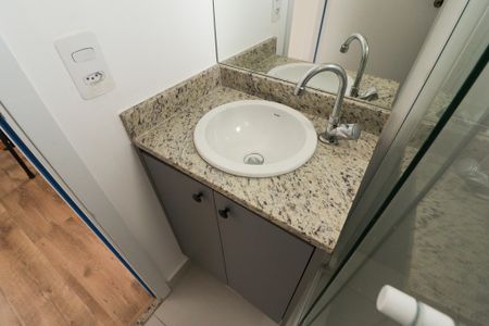 Apartamento para alugar com 45m², 2 quartos e 1 vaga Apartamento para alugar com 45m², 2 quartos e 1 vagaBanheiro